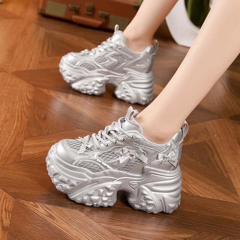 Модные 10 см кроссовки на массивной подошве из натуральной кожи и сетки, модные весенне-летние ботильоны до щиколотки на крючке, высокий бренд, удобные ботильоны, обувь с цветами для женщин