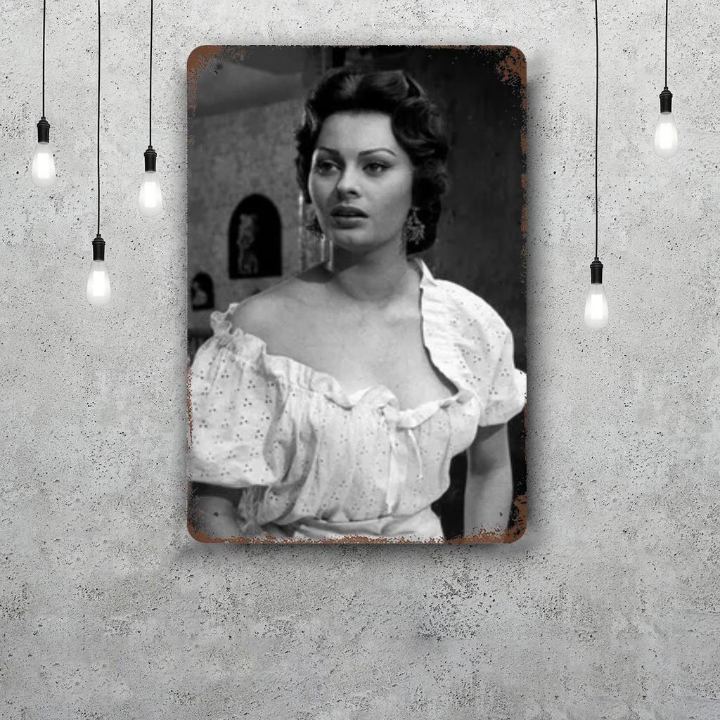 sophia loren Vintage Metal Tin Signs Posters Decor Retro Metal Plaque Wall Art Decor for Garage Bar