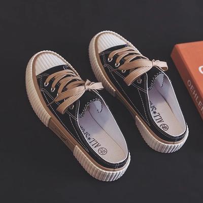 Супер пожарная сумка головные полутапочки женская верхняя одежда лето 2025 новые ленивые толстые подошвы белые парусиновые классные тапочки сандалии