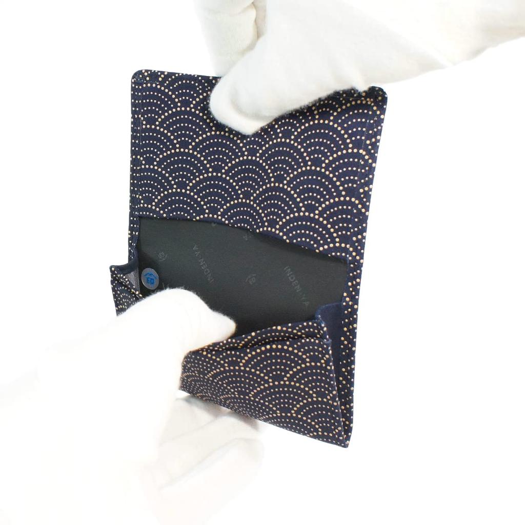 Визитная карточка Inden, большая, темно-синяя x белая, узор «волна Цинхай» [Indenya], держатель, емкость, оленья кожа, лак, 2501-14-004