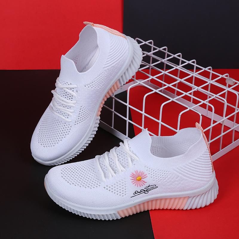 New spring and summer women's sports shoes fashion versatile running shoes mesh breathable casual schoolgirl
