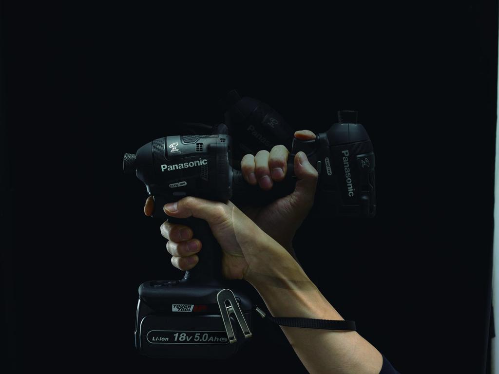 Panasonic Зарядный ударный EZ75A7 Двойной компактный Общая длина 118 мм Легкий Аккумулятор x Зарядное устройство и Кейс в комплекте Ударный шуруповерт Черный (14,4 В/18 В