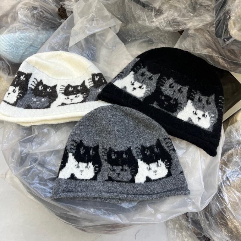 Retro jacquard cat knitted pullover hat female autumn and winter street show face small ear protection wool hat trendy cold hat male