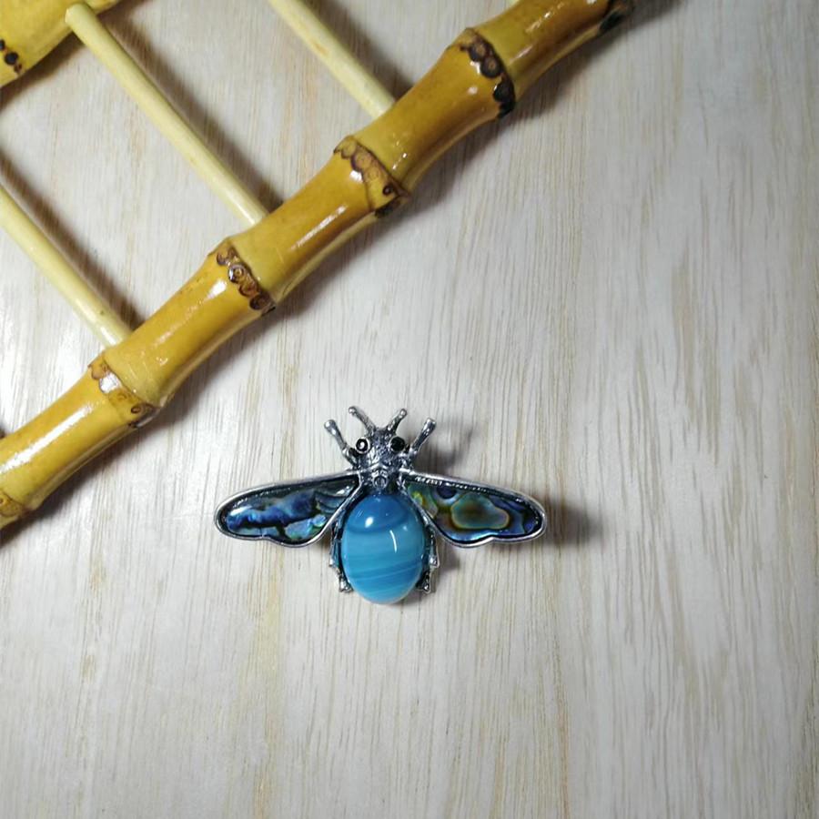 Shell Embedded Butterfly Brooch Pin Pendant With Fashionable Purple Crystal For Women And Men