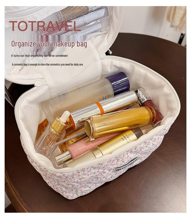2024 Floral Cotton Quilted Large Capacity Cosmetic Handheld Storage Bag