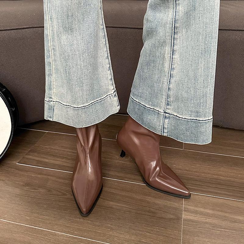 Модные ботильоны с острым носком, новые корейские ботильоны до щиколотки на среднем каблуке с задней молнией больших размеров для женщин на осень и зиму 2025