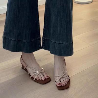 Ретро стиль квадратная голова слово с сандалиями женские летние новые с открытым носком юбка сандалии женские