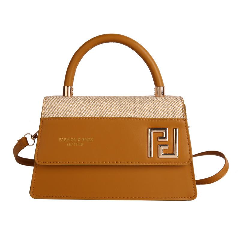 2026 New Korean Pin-up Women's Bag Niche Design, Large Capacity Underarm Bag Feel Single Shoulder Crossbody Small Square Bag