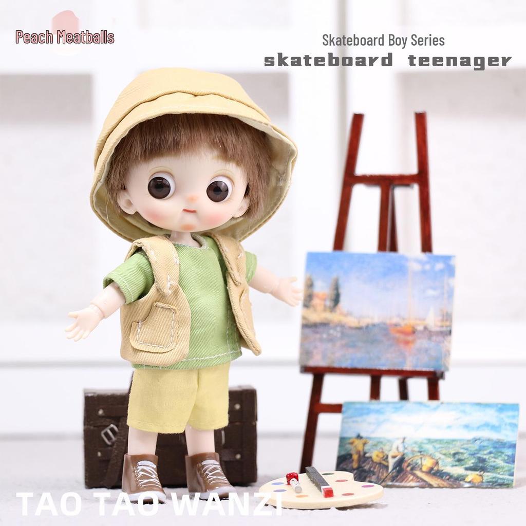 Peach Maruko 4.5" BJD Skateboard Boy Doll with Changeable Clothes - Birthday Gift Figurine