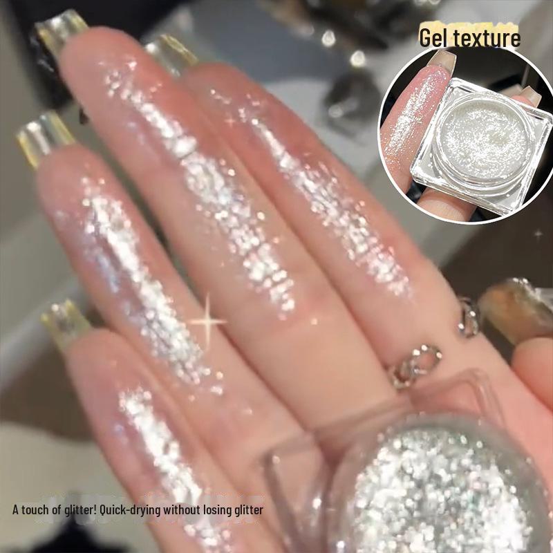 CACE Glitter Ice Diamond Eyeshadow — высокоглянцевый, перламутровый макияж