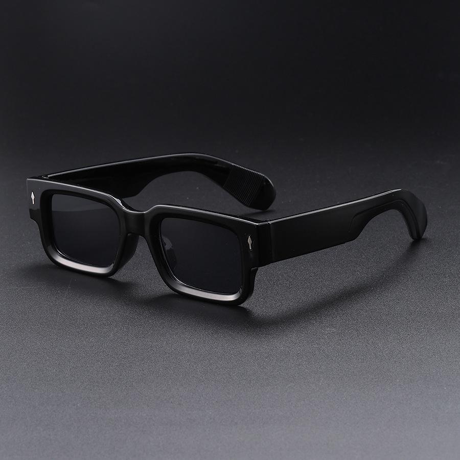 New Retro Men Black Square Sunglasses For Women Vintage Luxury Rivet Designer Sun Glasses Fashion Shades Uv400 Eyeglasses