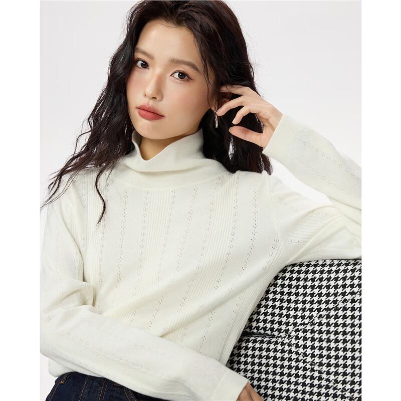 Giordano Women's Double-Sided Hollow Jacquard High-Neck Knit Top