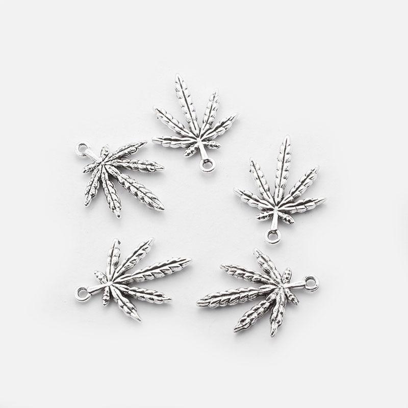 Подвеска в виде древнего серебряного кленового листа, подходит для изготовления ожерелий, серег, браслетов и других ювелирных изделий своими руками