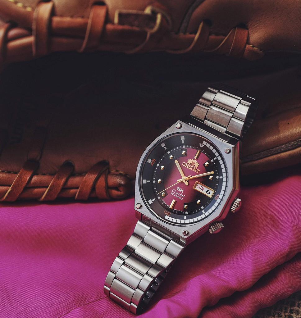 Orient RevivalofSK Reprint Модель Автоматические Часы Механические Автоматические Гарантии Отечественного Производителя Super King Diver Красный [Orient] RN-AA0B02R Мужские
