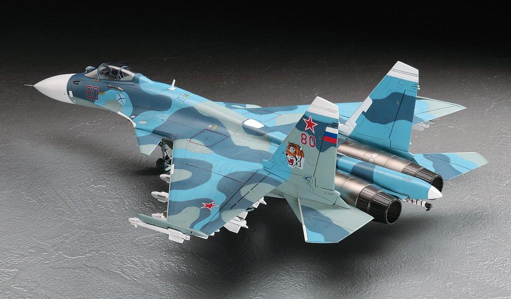 Hasegawa scale Russian Navy Flanker D plastic model kit E35 1/72 Su-33