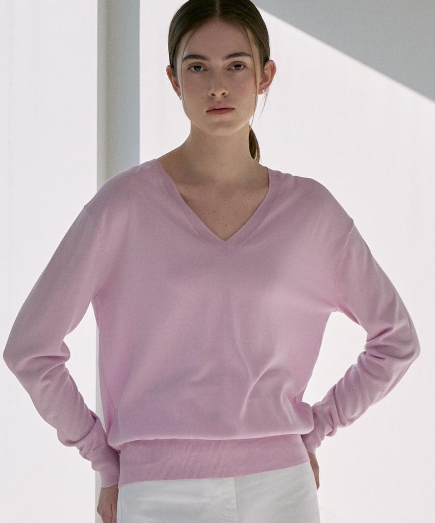 JE NE SAIS QUOI Silk Tencel V-Neck Pullover_Pale Pink