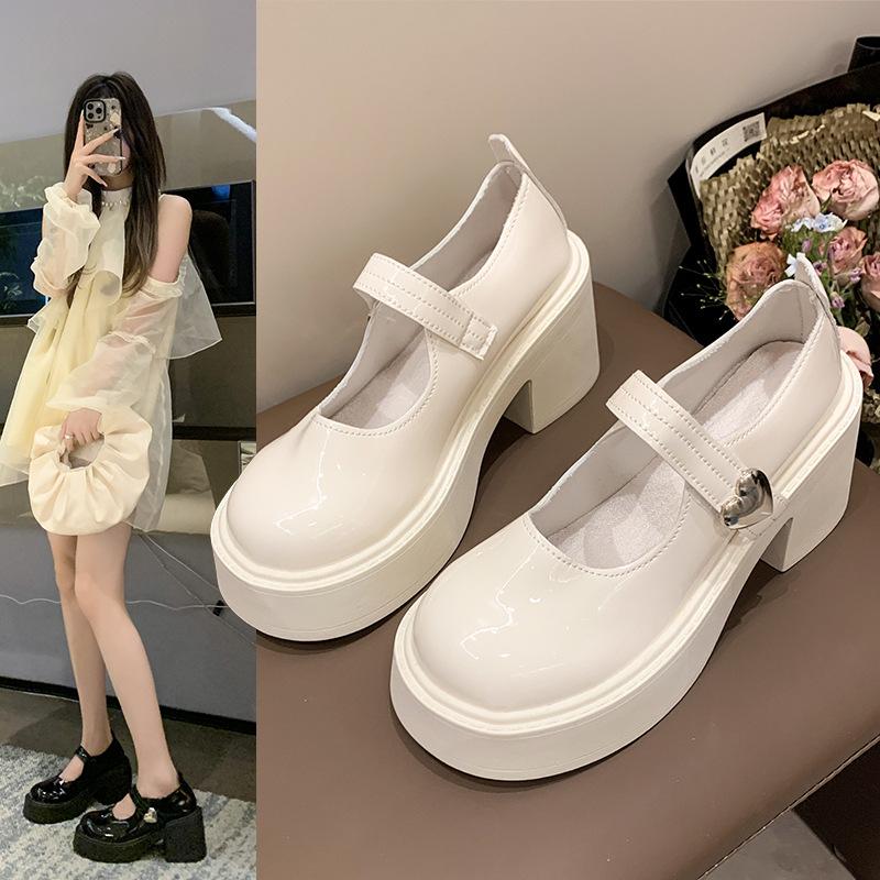 Туфли Мэри Джейн женские осень-зима 2025 новые модные универсальные туфли с круглым носком и толстым каблуком водонепроницаемые туфли на платформе одинарные