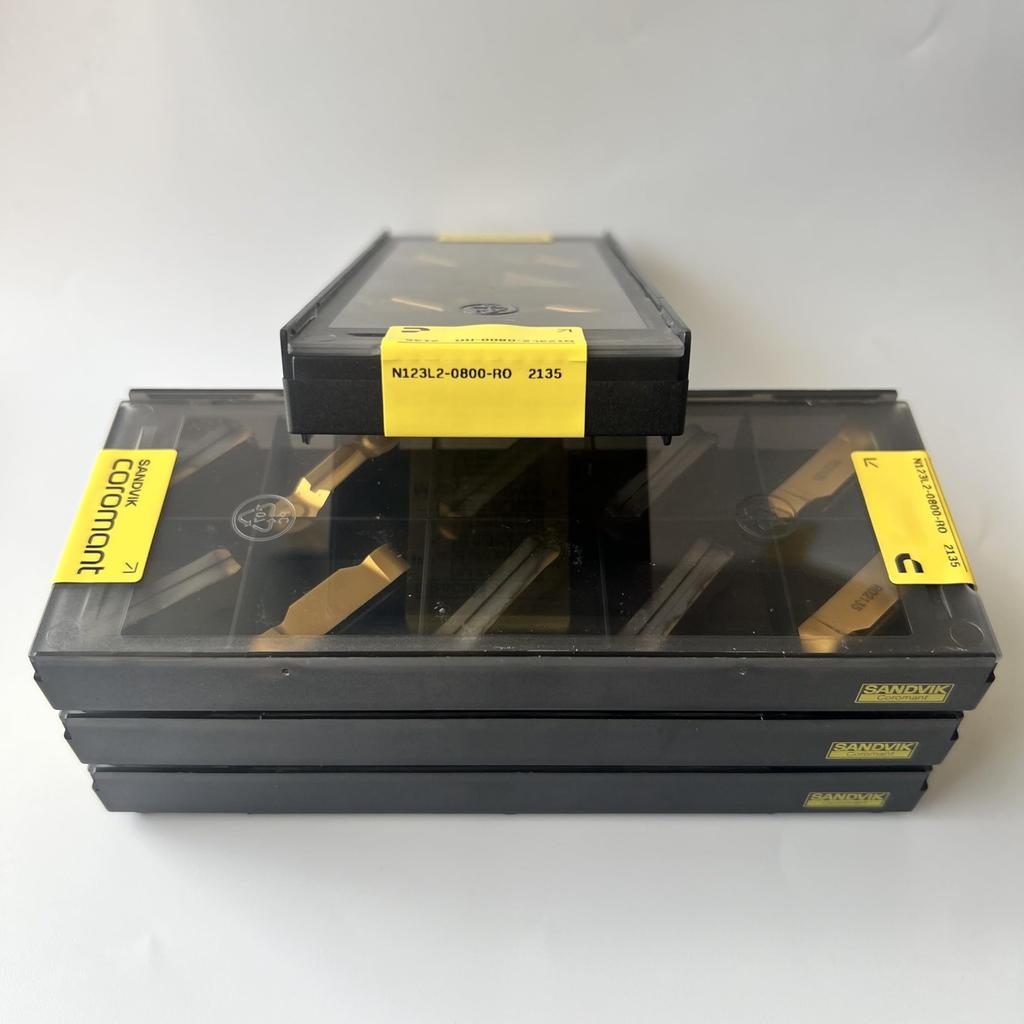 Sandvik / N123L2-0800-RO 2135 / Оригинальная шведская твердосплавная пластина 10 шт.