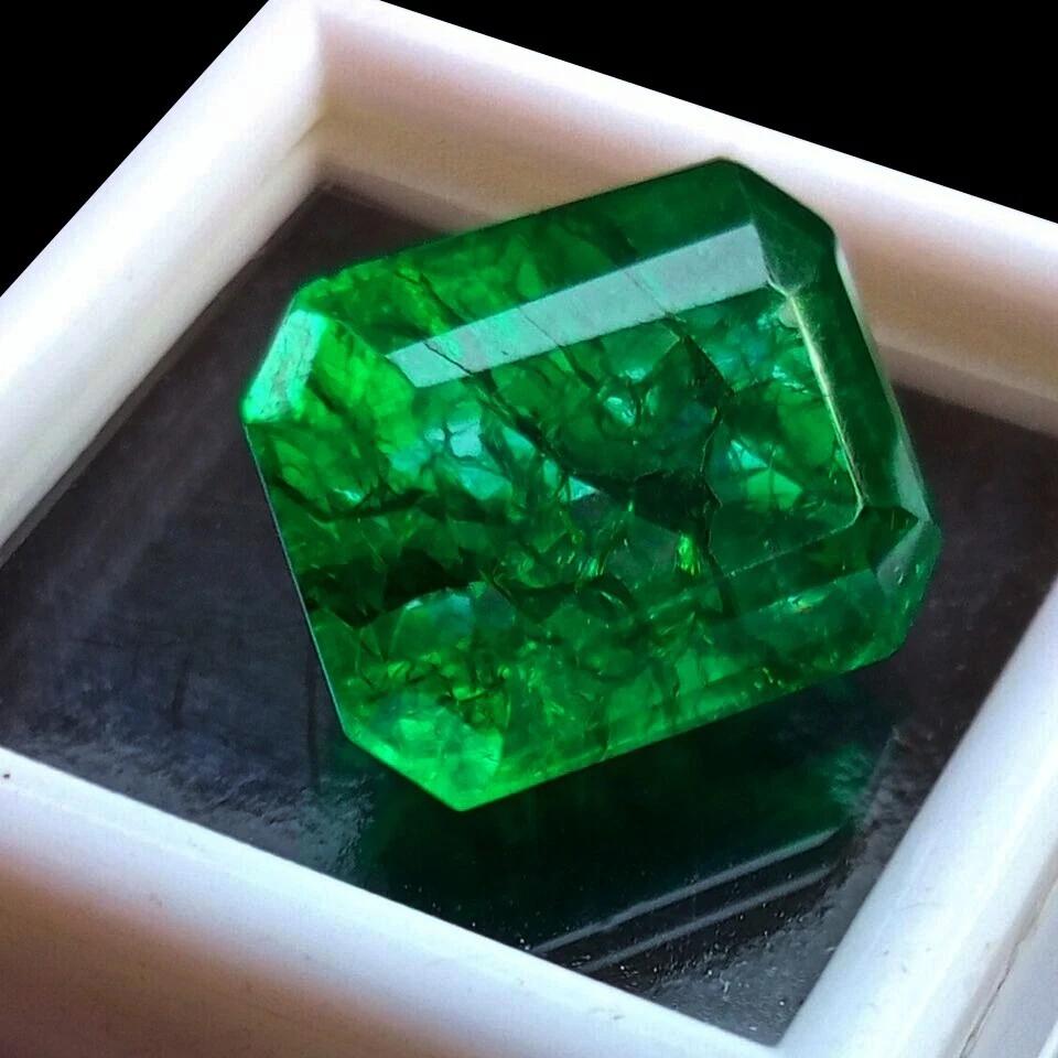 Stunning Green Colombian Natural Emerald 7.85 Ct Certified Loose Gemstone