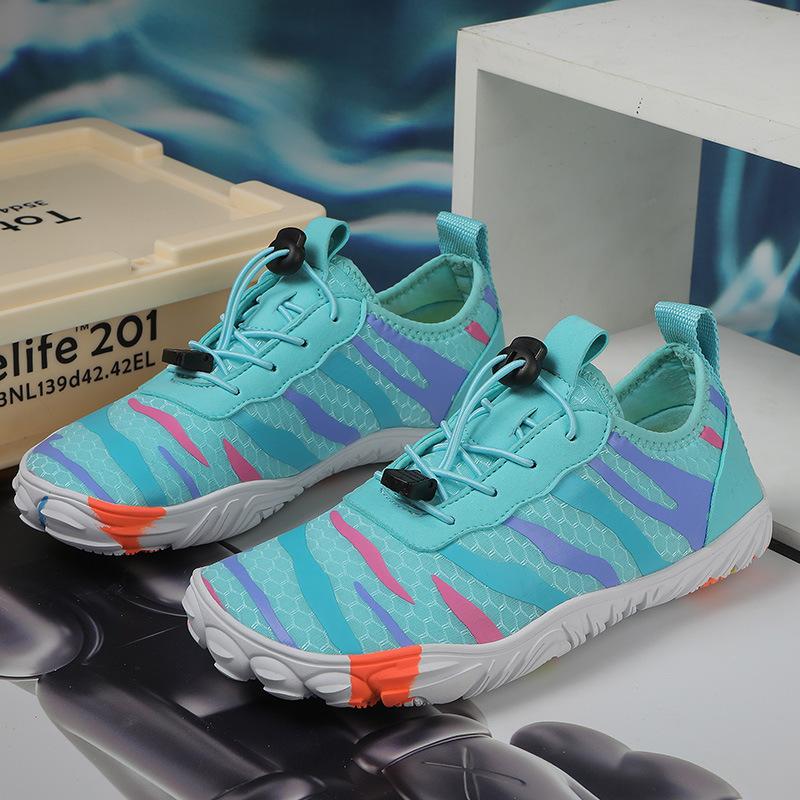 New outdoor sports stream walking shoes lightweight five-finger wading shoes couple swimming shoes amphibious beach shoes