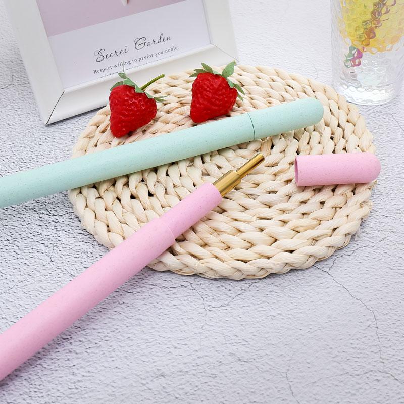 Портативный набор соломинок Креативный набор соломинок из нержавеющей стали 304 Ящик для хранения пшеничной соломы для кемпинга, пикника, путешествий, пылезащитная питьевая соломинка