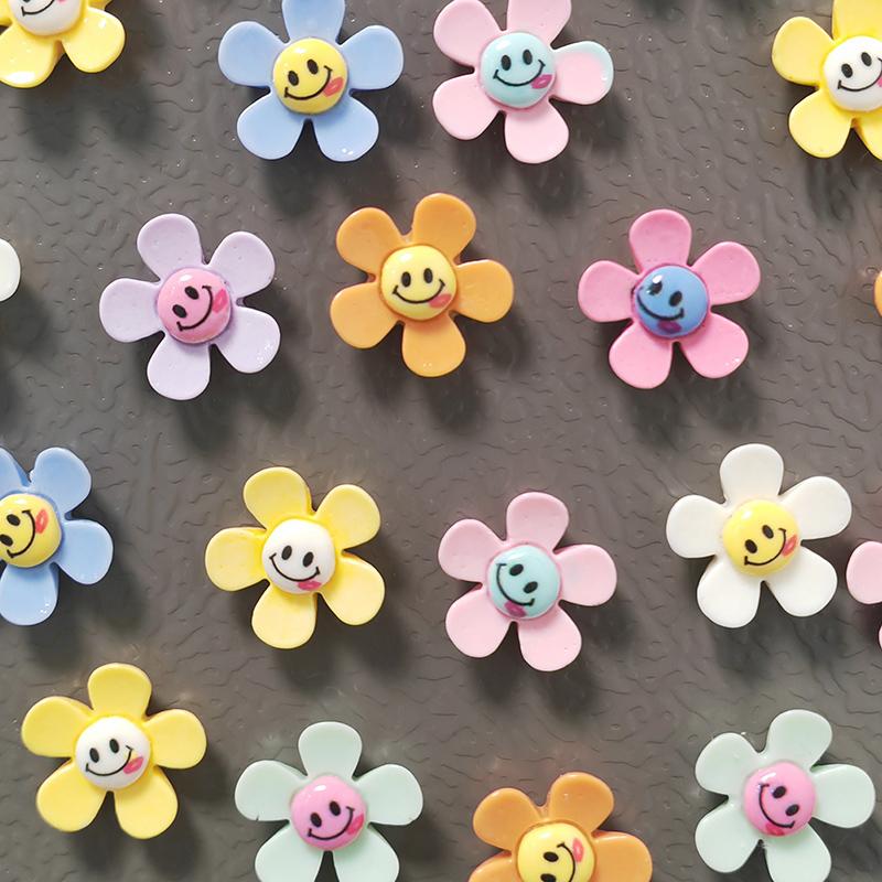 10 шт. разноцветные магниты на холодильник с изображением улыбающегося лица и цветов, симпатичные декоративные наклейки для дома, держатели для заметок