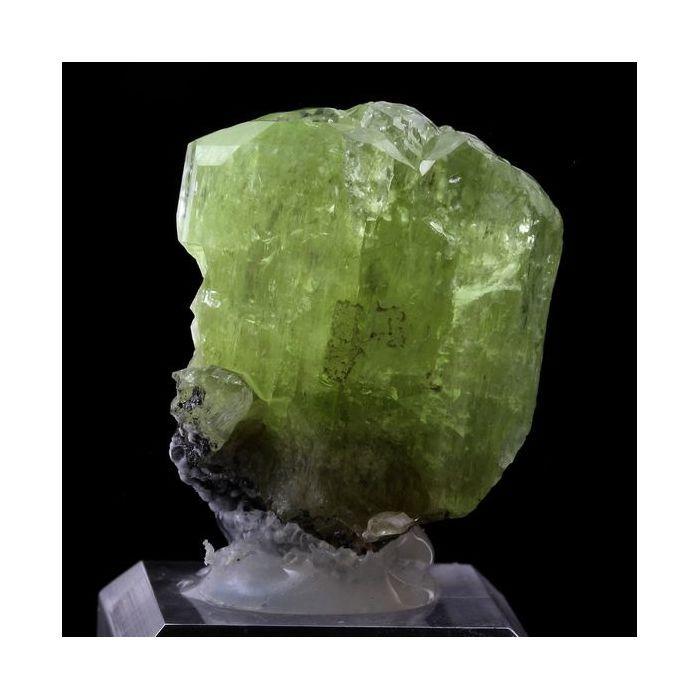 Pierres et Minéraux. Diopside. 244.0 ct. Merelani Hills, Manyara, Tanzanie.