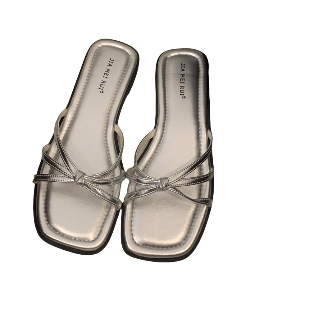 Flat-bottomed Silver Sandals French Small Cool Slippers Fairy Shoes 2025 New Summer Fashion Wear Beach Sandals