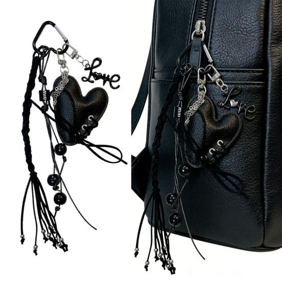 Брелок-подвеска Многофункциональная подвесная пряжка с карабином Искусственная кожа Дизайн ремешка в форме сердца Портативный аксессуар-шарм для сумки