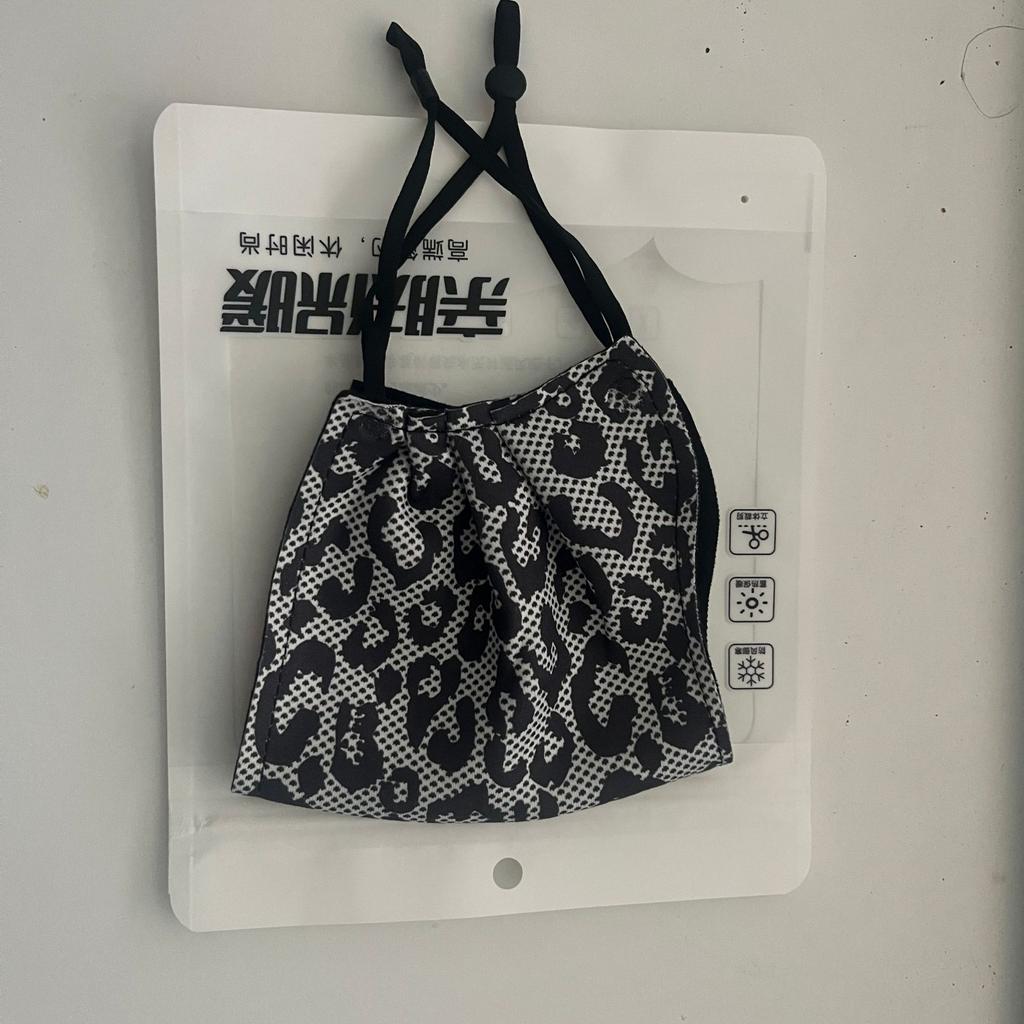 Осень и Зима Леопардовый Принт Теплая Пылезащитная Ветрозащитная Приятная к Коже Прозрачная Маска на Все Случаи Жизни