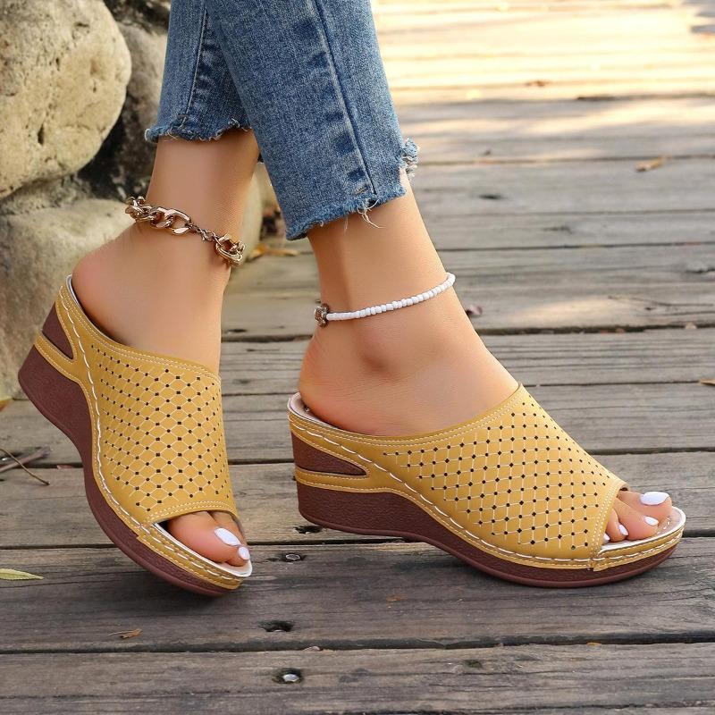 Women's Wedge Heel Thick Bottom Slippers Large Solid Fish Mouth Wedge Heel Elevated Casual Slippers