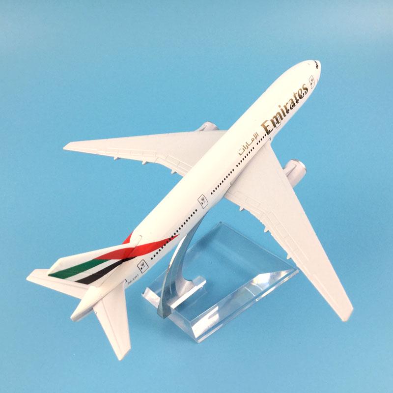 Модель самолета Boeing 777 Авиакомпания Emirates Самолет 777 Металлическая Цельная Модель Самолета-Симулятора Для Детских Игрушек Рождественский Подарок