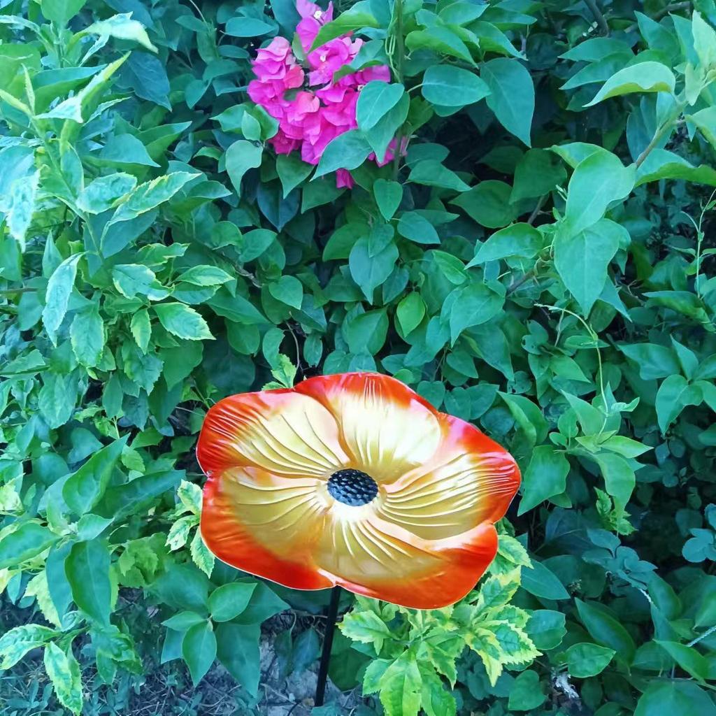 Metal Shepherd's Hook Bird Feeder & Bath: Outdoor Garden Courtyard Decor