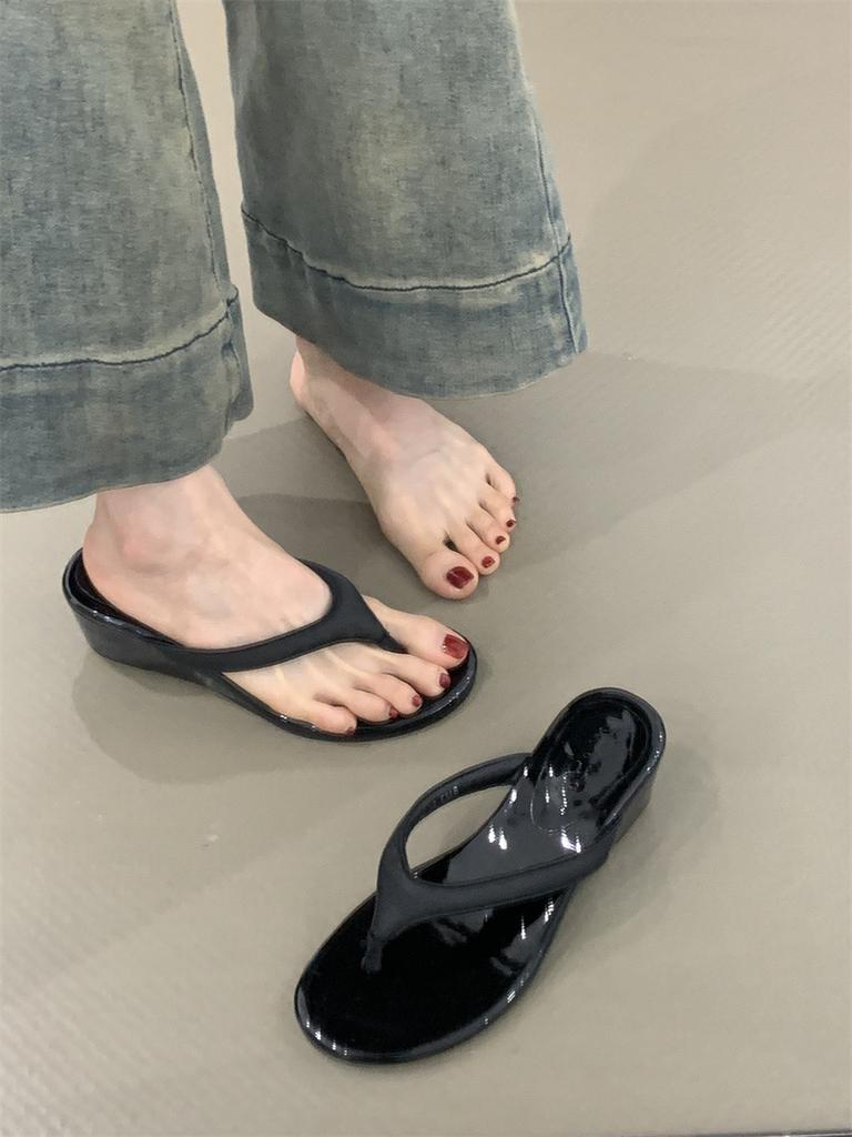 2025 Горячая Распродажа Новые Летние Шлепанцы с Перемычкой для Женщин на Платформе, Удобные Пляжные Шлепанцы для Отпуска, Шлепанцы