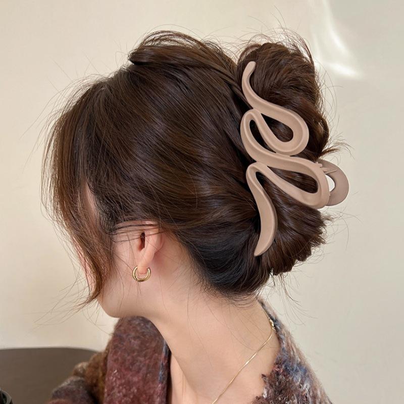 13cm Matte Acrylic Hair Clips for Women Wave Hair Claw Ponytail Holder Girls Hair Accessories Headwear 4 Colors