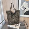Leopard Print Canvas Tote: Large Capacity, Single Shoulder, Commuter Bag for Students