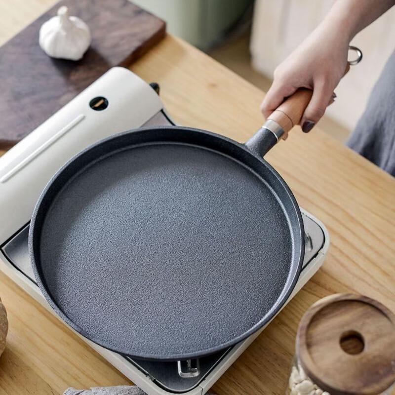 Balede Thick Cast Iron Frying Pan