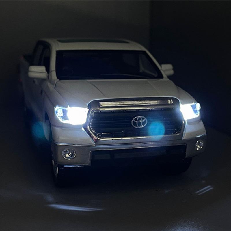 1/32 Масштаб Toyota Tundra Пикапы Литые автомобили Модель игрушки, игрушка из цинкового сплава со звуком и светом, откат, подарки на день рождения для детей