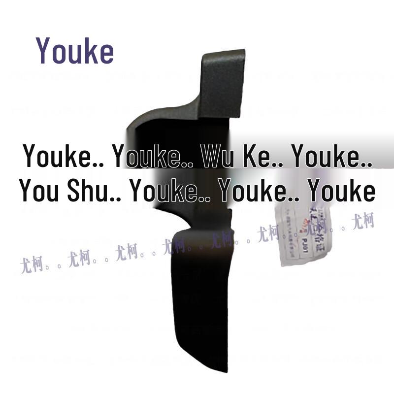 Накладка на штангу левого зеркала заднего вида Iveco Yuejin