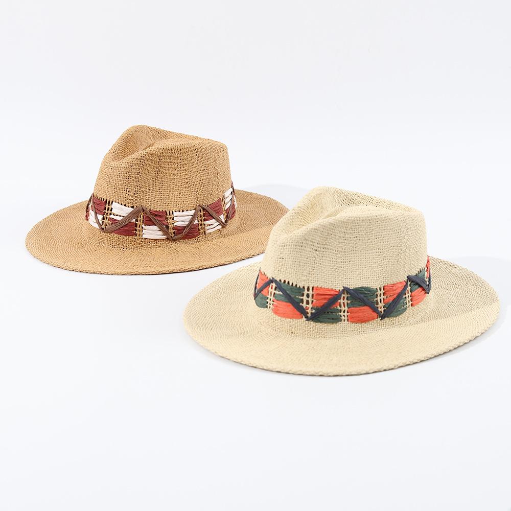 Clothing for men and women: Panama hats, hand-woven plaid hats, vintage flat-brim hats, wide-brim straw hats, sun hats