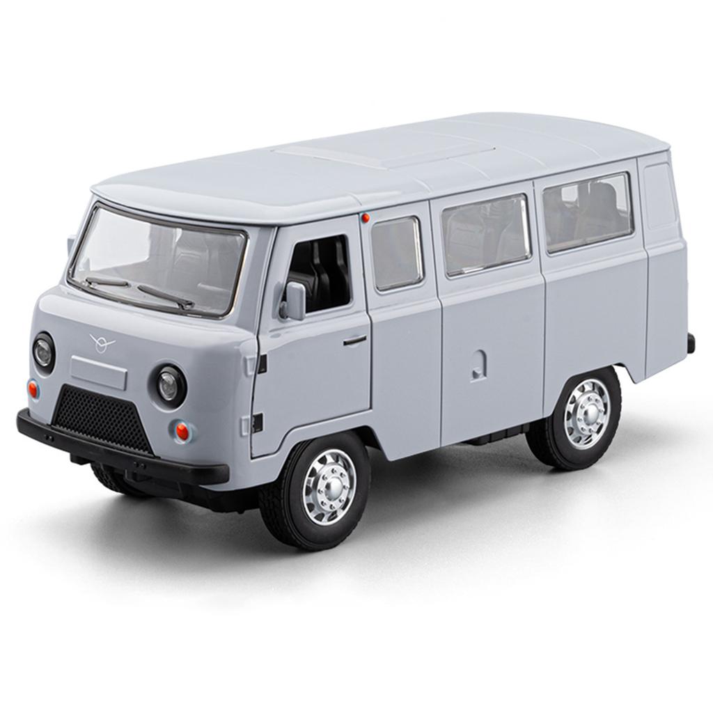 New 1/18 Russian UAZ TRAVELER 452 VAN Alloy Diecasts & Toy Vehicles Metal Toy Car Model Sound and Light Collection Kids Toy