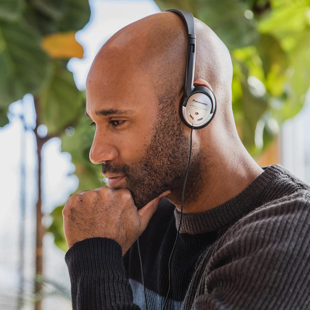 Panasonic Lightweight Headphones with XBS Headphones (RP-HT21) 10-Pack (Earphones) [Product]