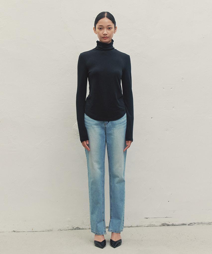 MAKE A TOAST U-Line Wool Turtleneck Black Mbdfto004Bk