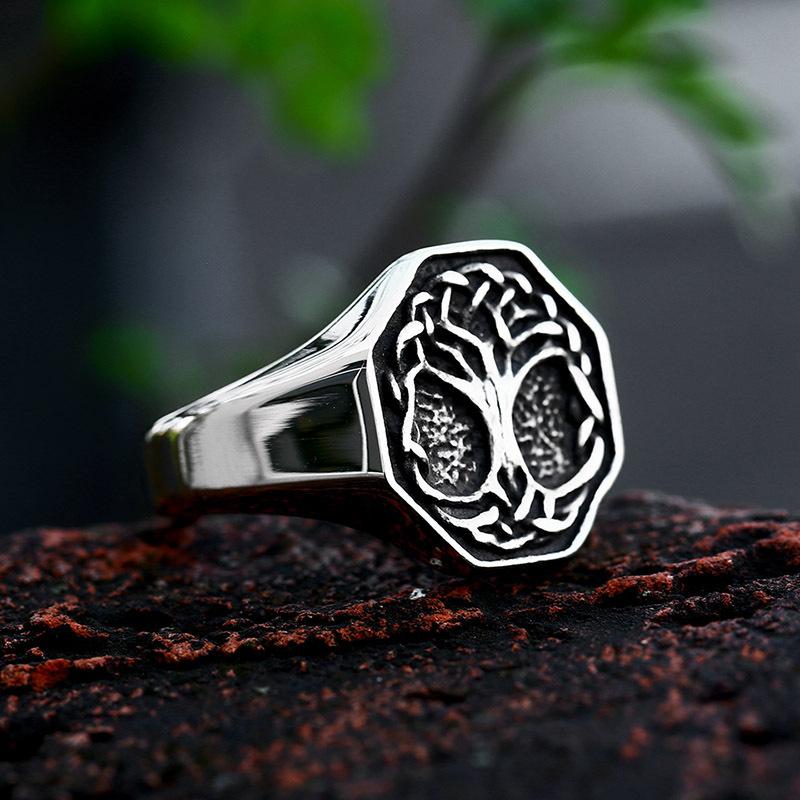 Iron Warrior Viking Tree of Life Vintage Men's Ring