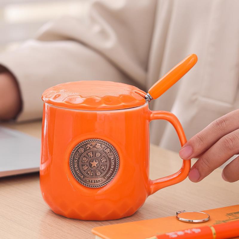 Подарки Университета, Сувениры Университета Цинхуа и Пекинского Университета, Гравировка подарков для Ассоциаций выпускников