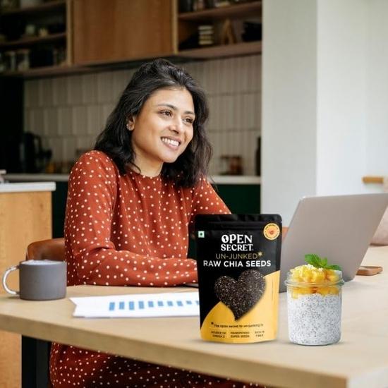 Open Secret Премиальные семена чиа | 500 г | Семена чиа органические, сырые, собранные вручную семена чиа для еды, полезные перекусы, богатые белком (Пакет из 1)