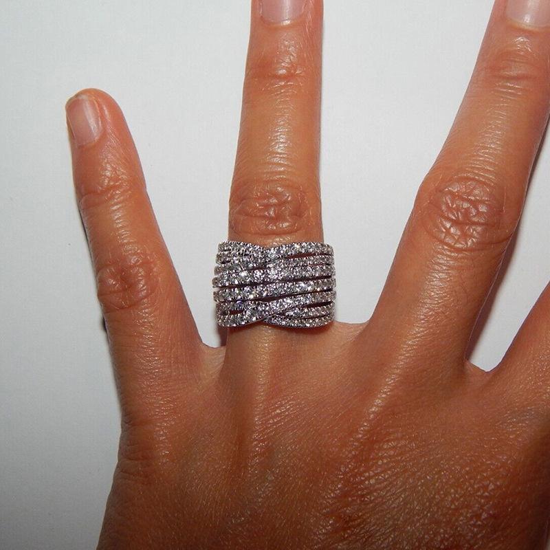 Wind Ring Woman, Shining Light Luxury High-End Jewelry, Temperament Internet Celebrity Style Cross Design