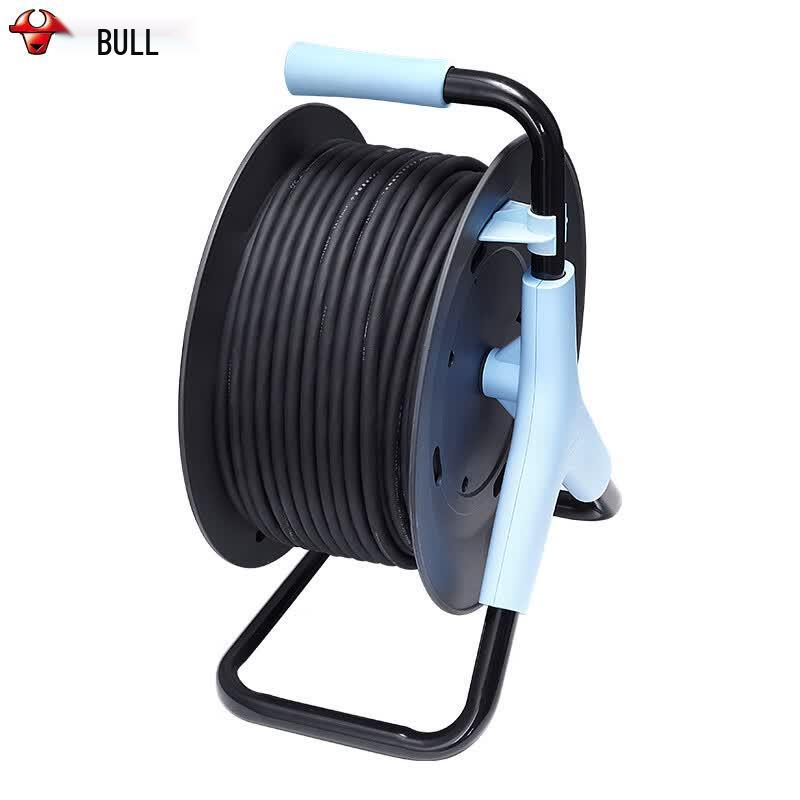 BULL 4-Outlet Power Cable Reel with Overheat Protection