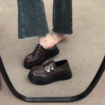 Туфли-лоферы на платформе в британском стиле женские 2025 осень новые туфли-одинарки ретро с юбкой маленькие кожаные туфли
