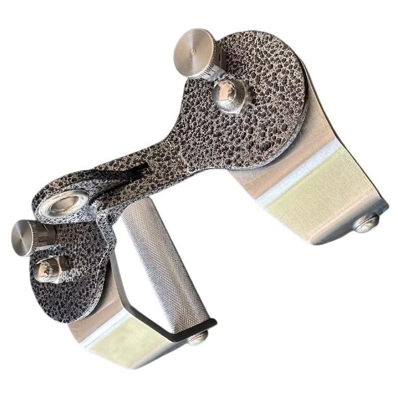 Fitness Machine Handles and Cable Attachments